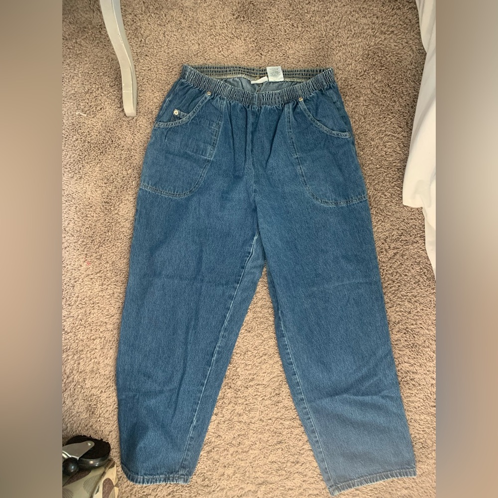 Retro cabin Creek jeans with extra pockets. Tag says 16WP.